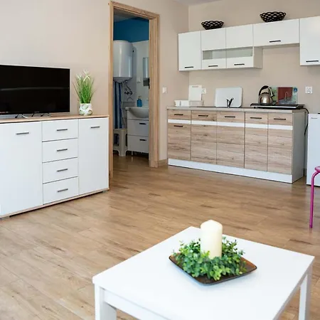 Vakantiepark Sloneczne Mieroszyno - *